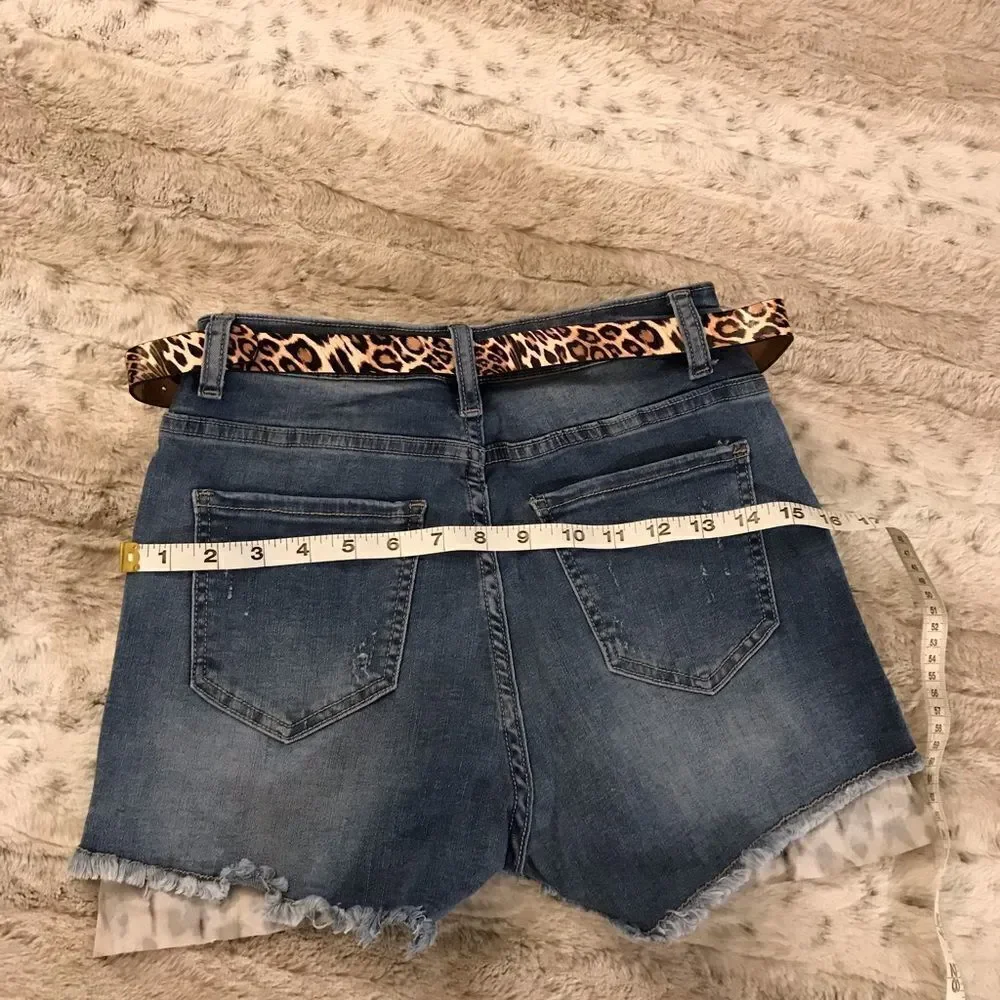 𝅺: : New Cut Off Denim Leopard Print Shorts : :
